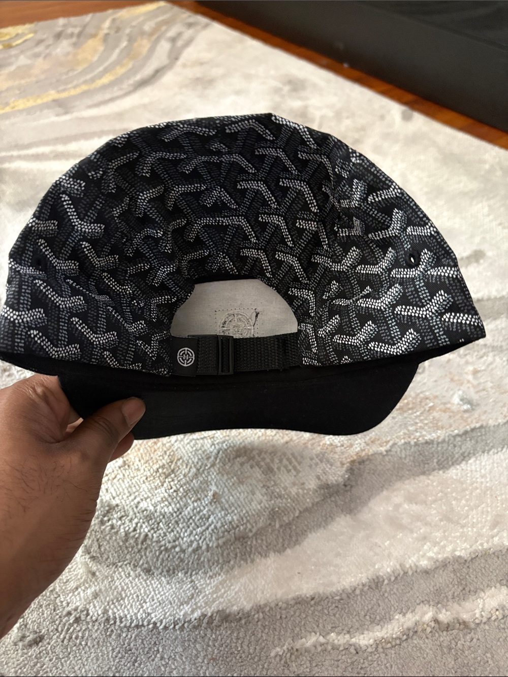 Black goyard Patterned 5-Panel Cap with Center Logo - Picture 2 of 2